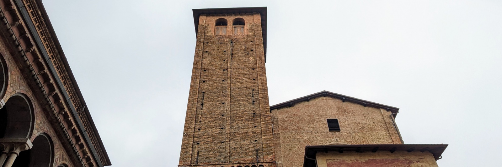 Bazilica Santo Stefano din Bologna