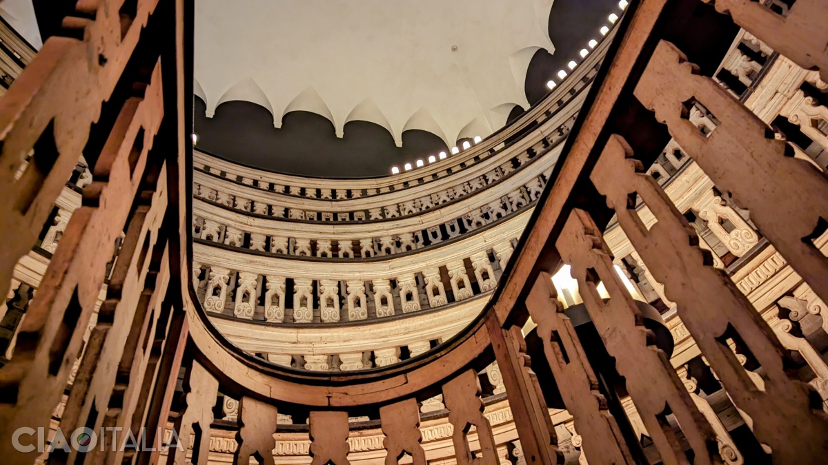 Teatrul Anatomic este cea mai veche structură păstrată de acest fel din lume.