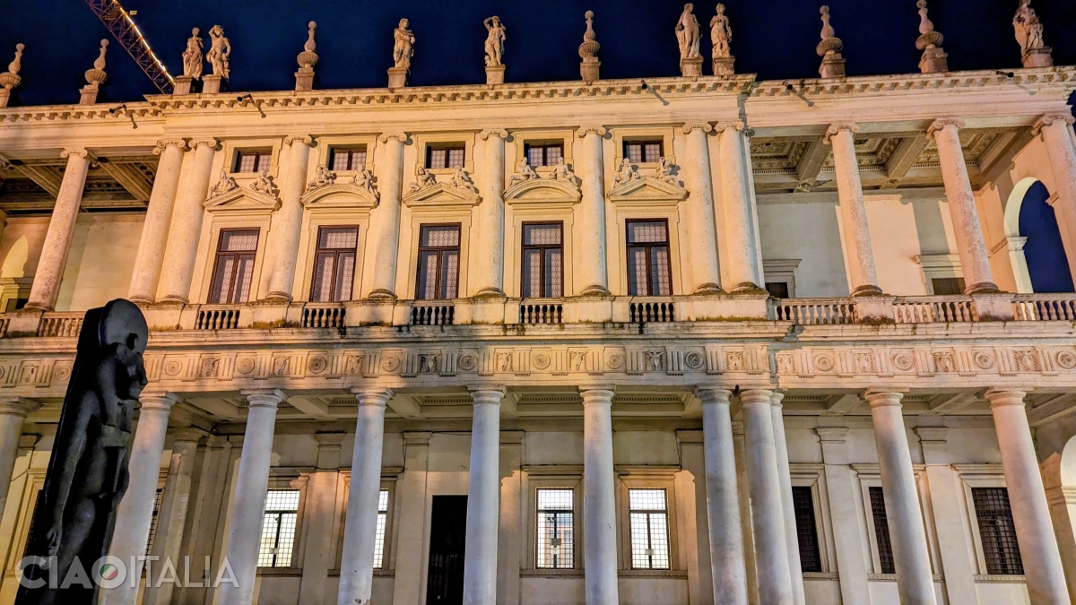 Palazzo Chiericati găzduiește Muzeul Civic din Vicenza.