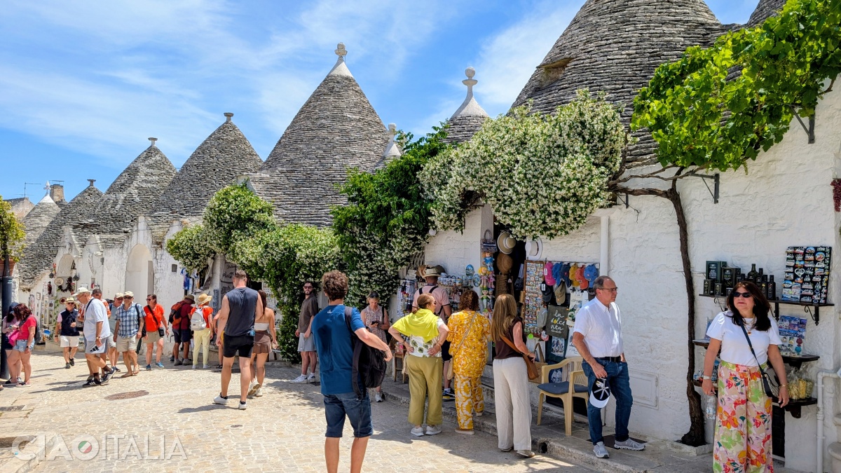 Rione Monti este zona cea mai aglomerată și mai turistică din Alberobello.