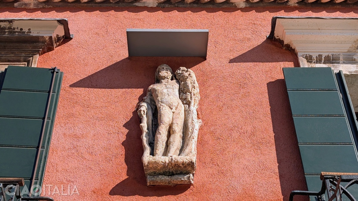 Statueta lui Hercule