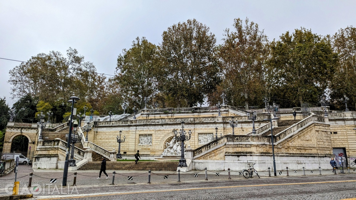 Scalinata del Pincio, o intrare monumentală în Parcul Montagnola