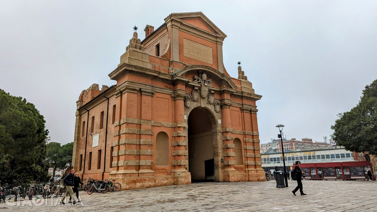 Porta Galliera