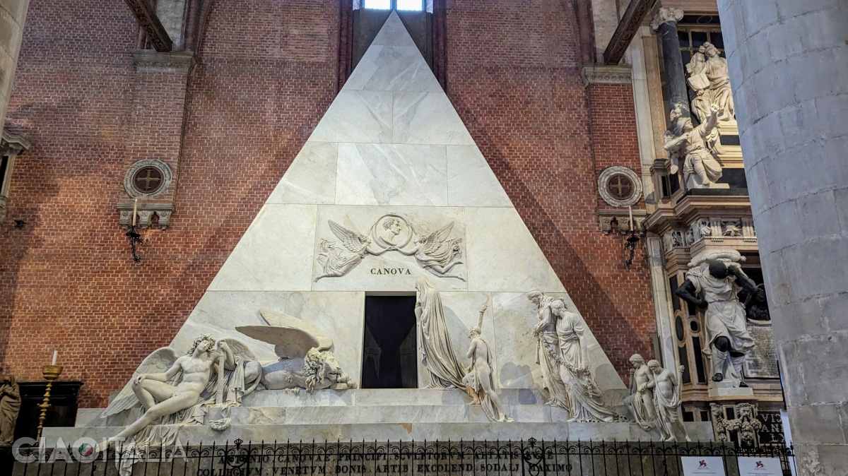 Monumentul funerar al sculptorului Antonio Canova