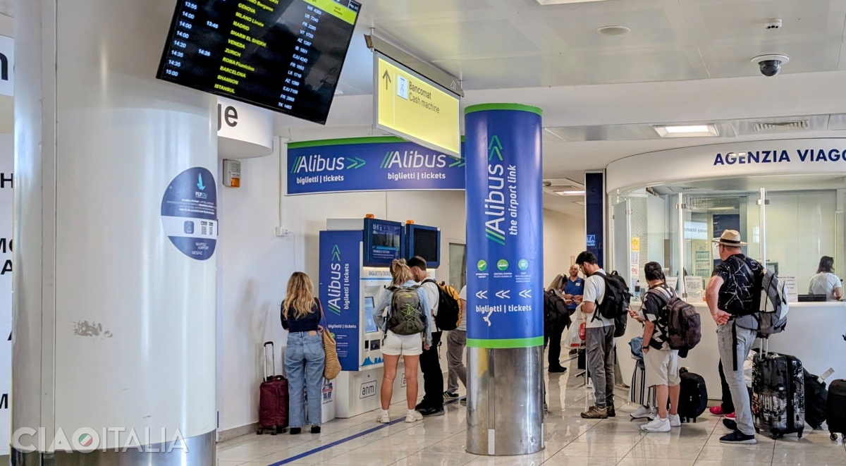 Automatele de bilete din aeroport