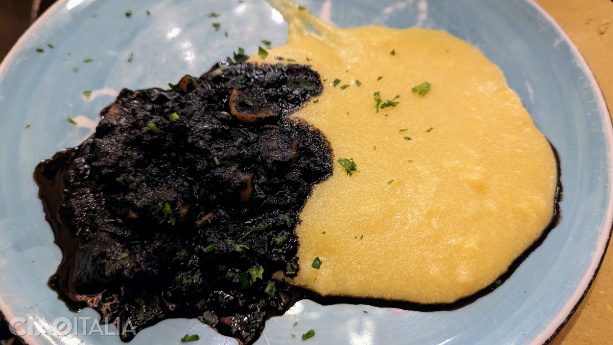 Seppie in nero con polenta