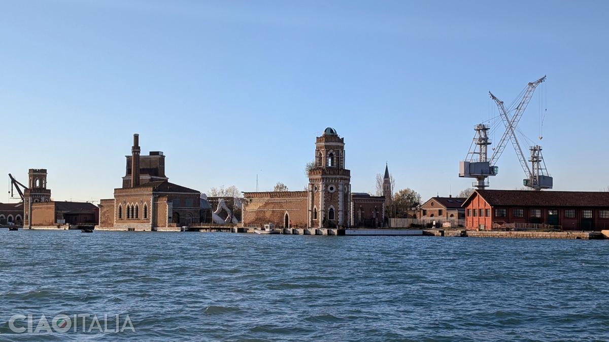 Porta Nuova, văzută de pe vaporetto