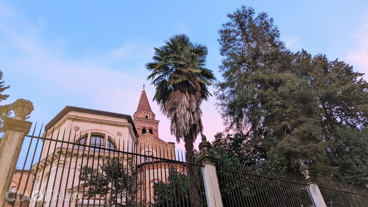 Biserica Santa Corona