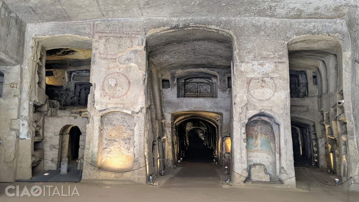 Galerii în catacombele inferioare