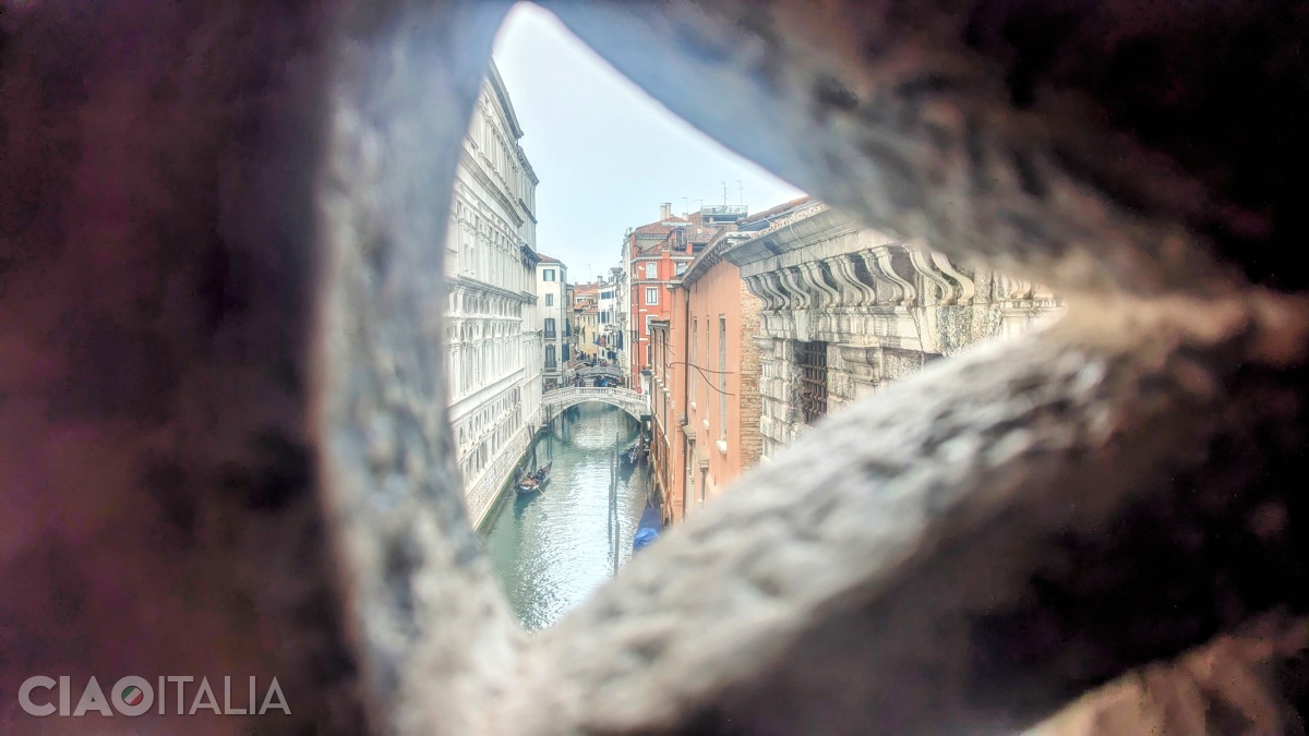 Vederea spre Ponte della Canonica