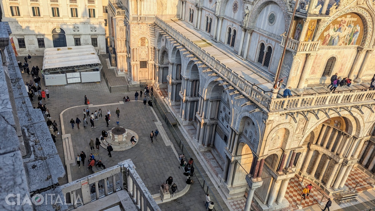 Piazzetta dei Leoncini văzută de pe Turnul cu Ceas