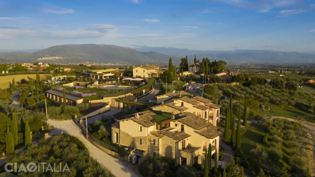 Borgobrufa Resort este un complex turistic de lux, situat &icirc;n apropiere de Perugia și Assisi.