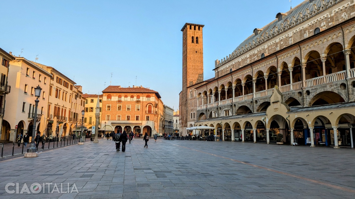 Padova: Piazza delle Erbe