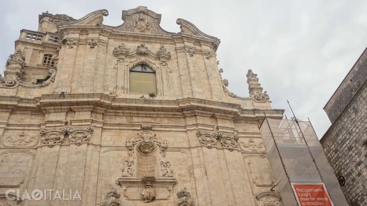 Fațada Bisericii San Vito Martire