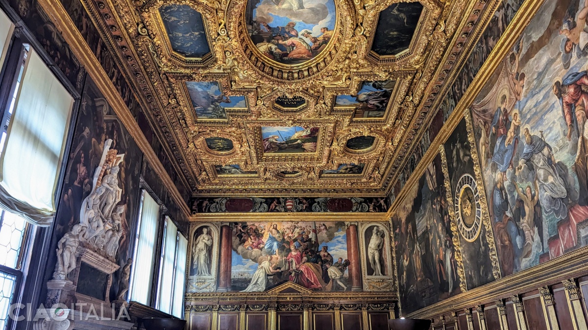 Sala del Collegio