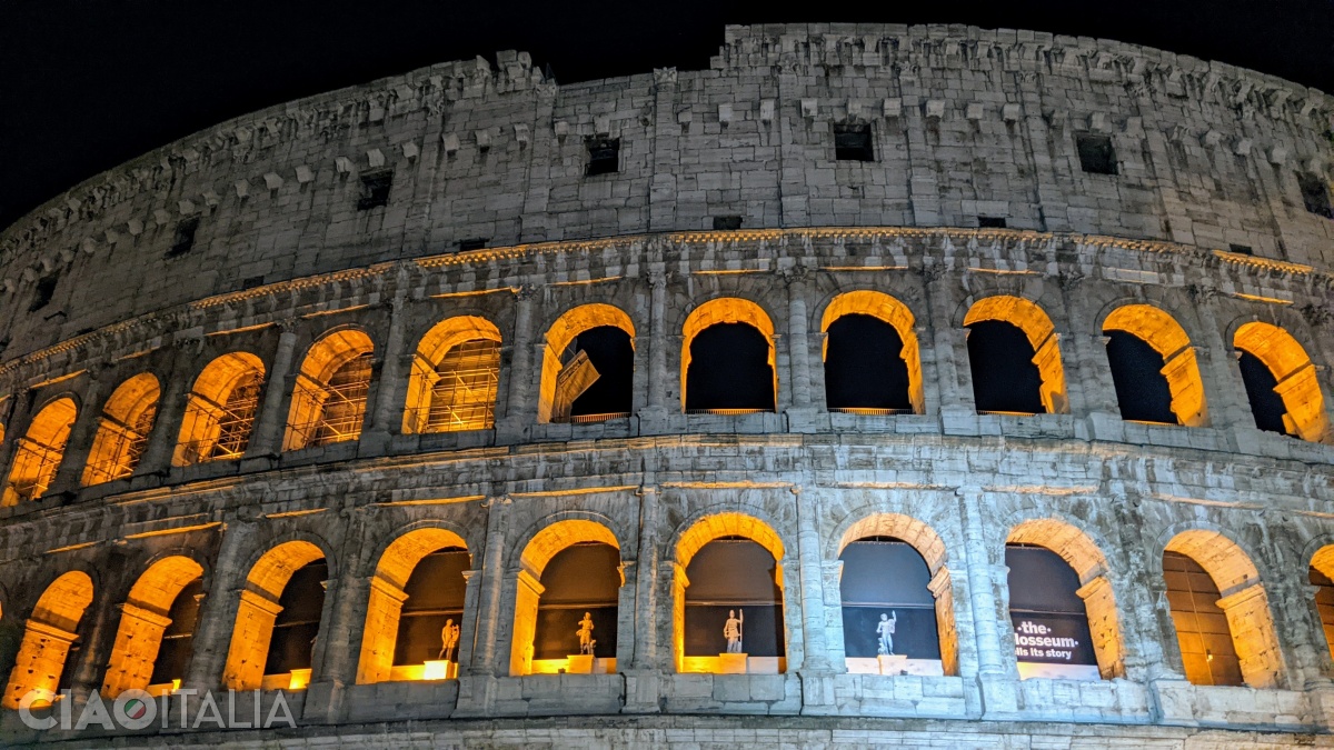 Colosseum noaptea