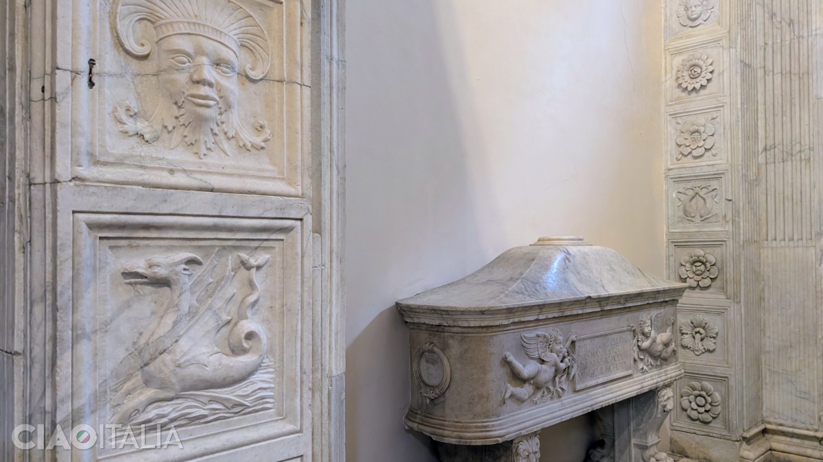 Mormântul lui Marino Correale, realizat de Benedetto da Maiano