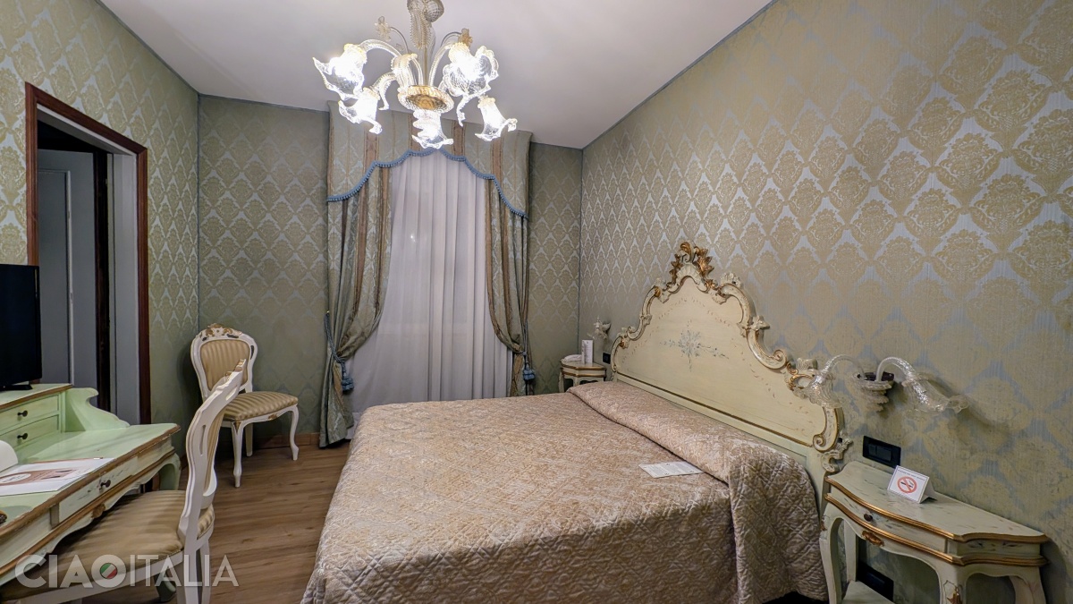 Cameră la Hotel Carlton on the Grand Canal