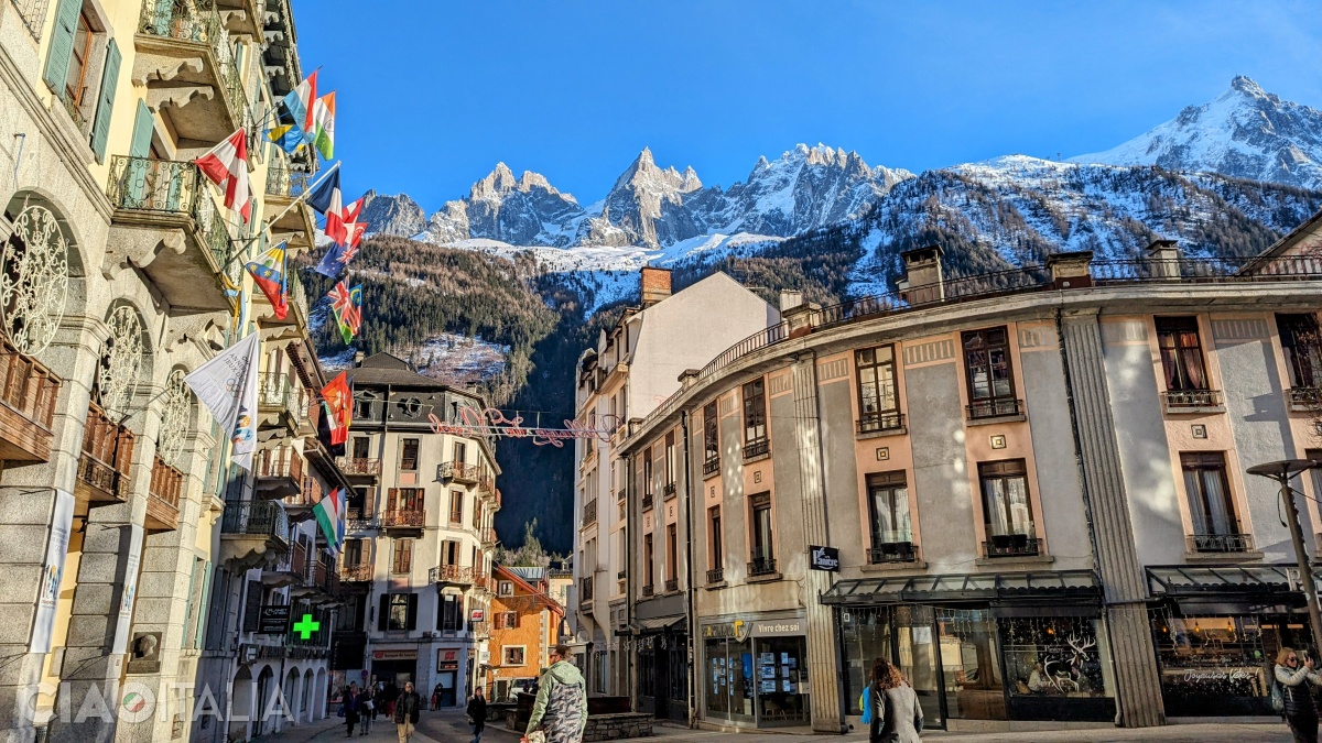Chamonix este cea mai importantă stațiune de schi din Alpi.