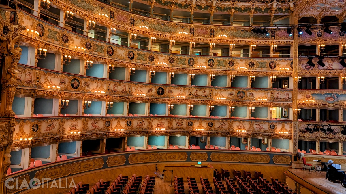 Sala de spectacole a Teatrului La Fenice