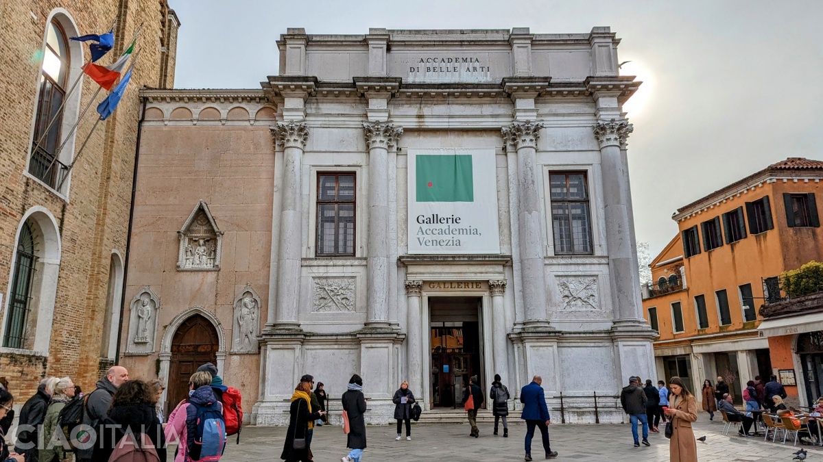 Galeriile Academiei