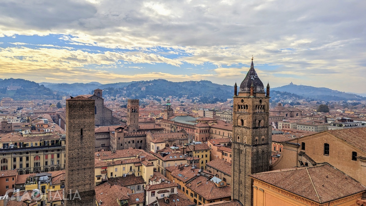 Bologna văzută din Turnul Prendiparte
