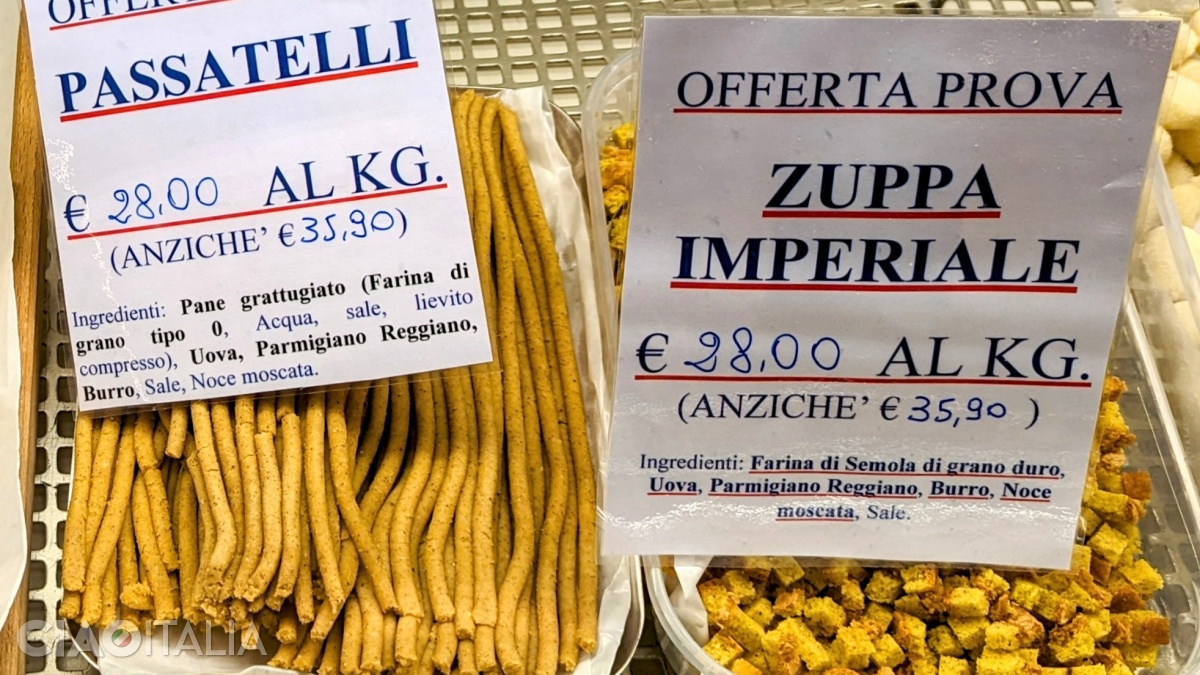 Paste passatelli și zuppa imperiale, înainte de a fi gătite