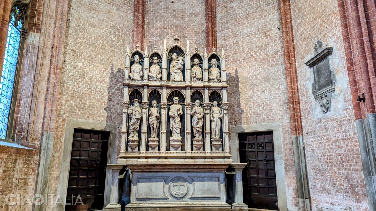 Altarul Sf. Petru