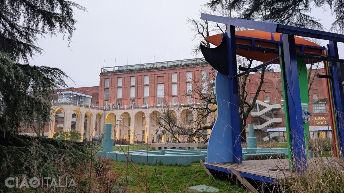 În Palazzo dell'Arte își are sediul Muzeul de Design din Milano.