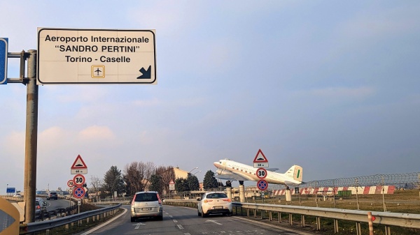 Transport de la Aeroport Torino Caselle în Torino centru