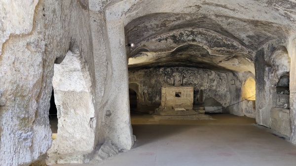 Catacombele din Napoli (San Gennaro și San Gaudioso)
