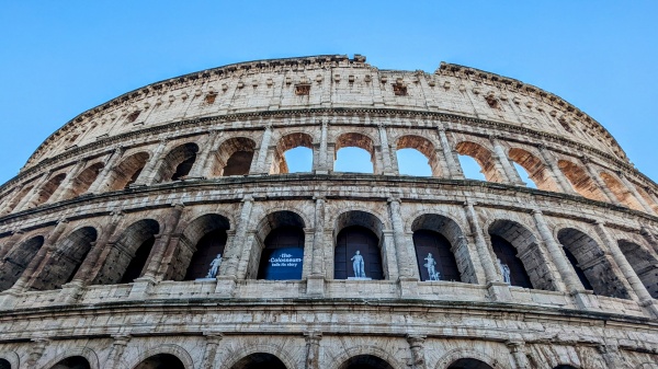 Colosseum-ul din Roma: preț bilete, program și sfaturi pentru vizită