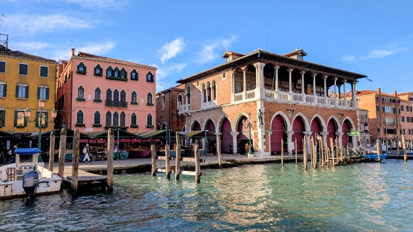 Piața Rialto (Mercato di Rialto) din Veneția