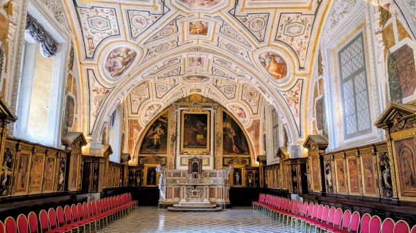 Complexul Sant'Anna dei Lombardi din Napoli